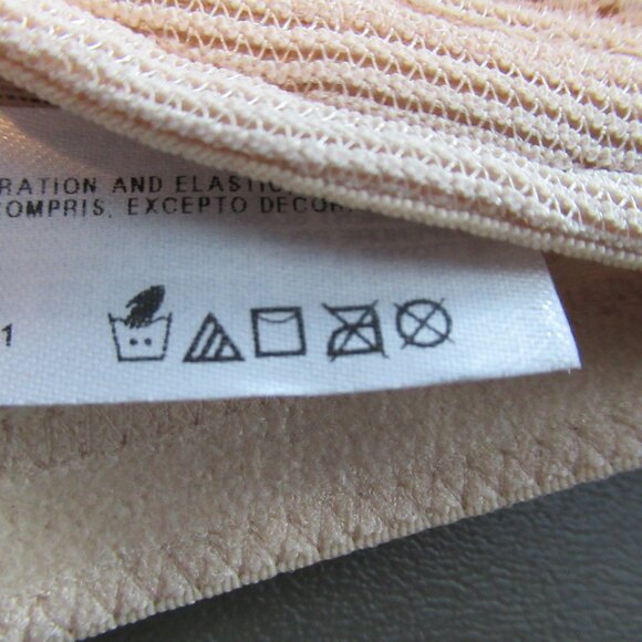 Wacoal Women's Visual Effects Strapless Minimizer Bra, Sand Nude, 34C - Picture 9 of 9